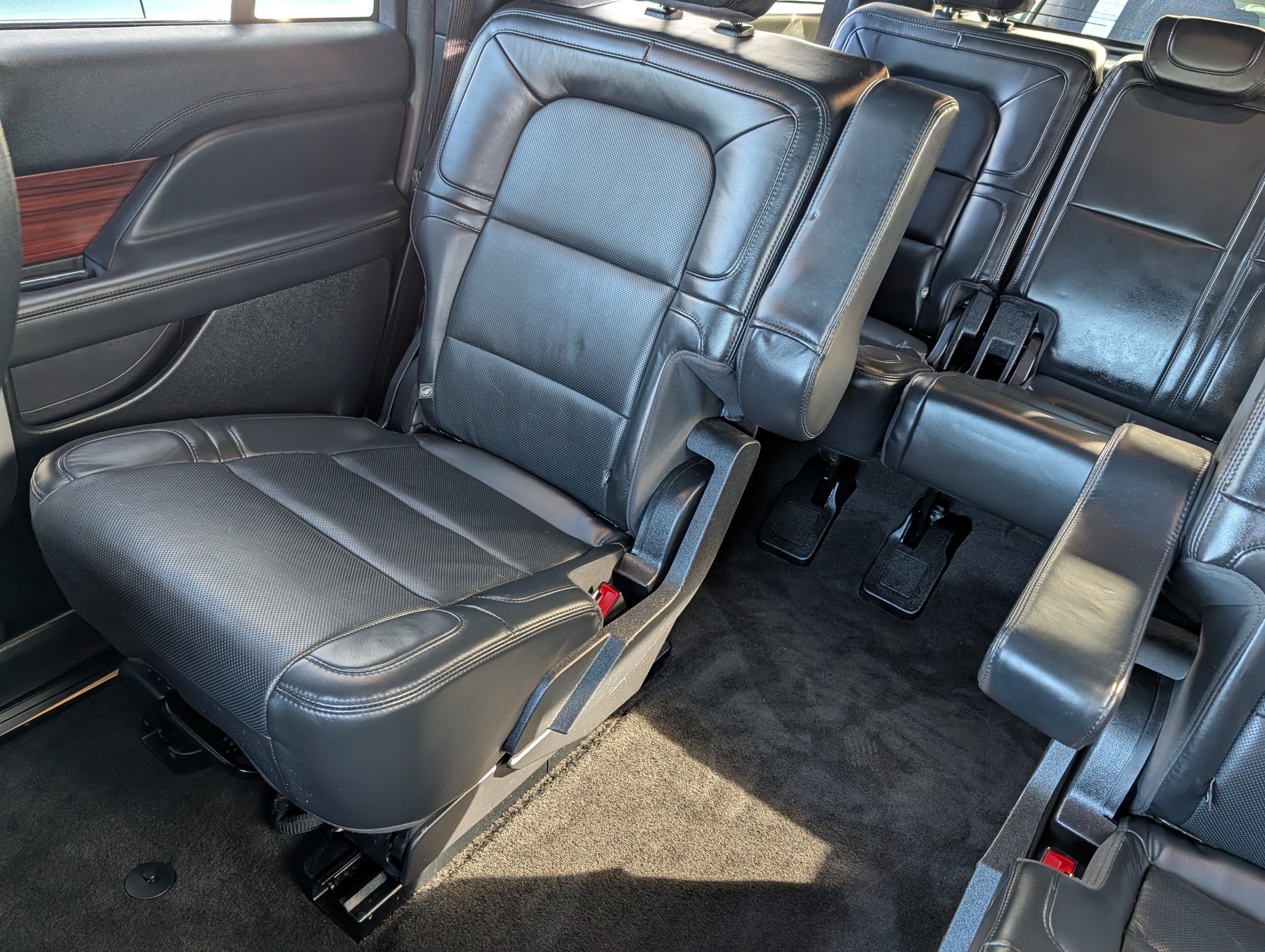 Used 2022 Lincoln Navigator L Reserve AWD/4WD image 12