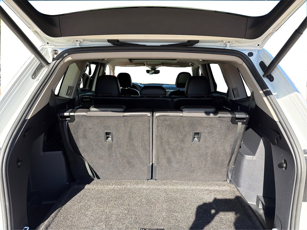 Used 2021 Volkswagen Atlas SEL w/ MDO Package (Bench Seat) image 14