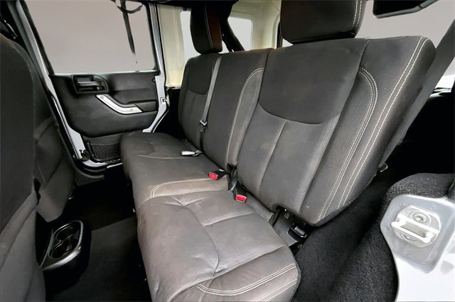 Used 2014 Jeep Wrangler Unlimited Rubicon w/ Dual Top Group image 18