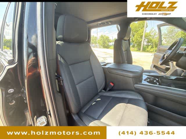 Certified 2026 Chevrolet Tahoe Z71 w/ Sun And Tow Package AWD/4WD image 27