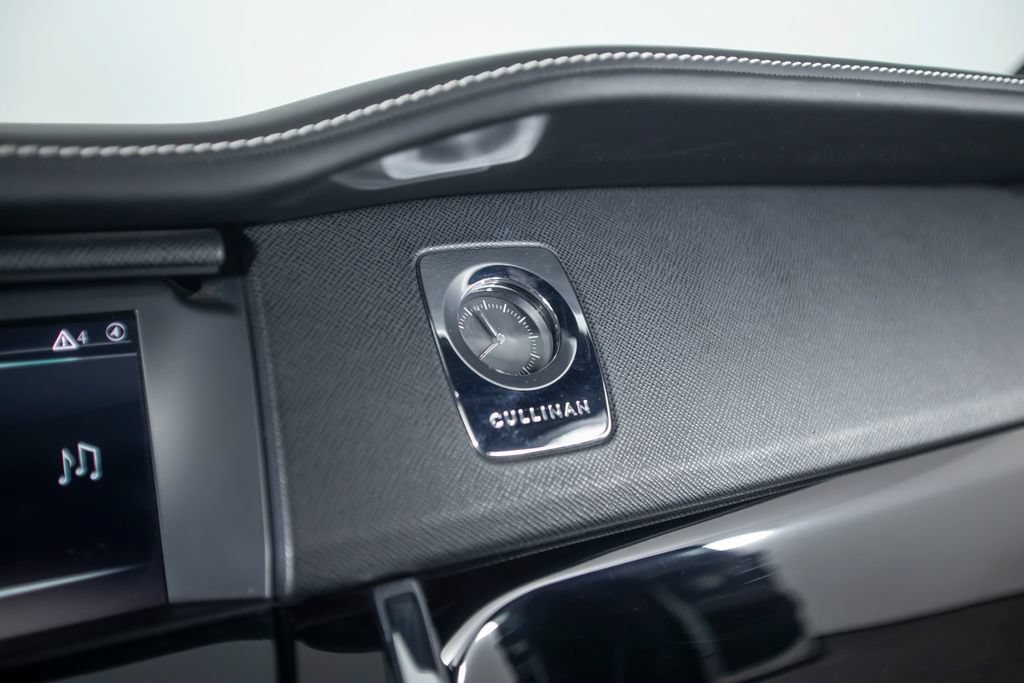 Used 2019 Rolls-Royce Cullinan AWD/4WD image 56