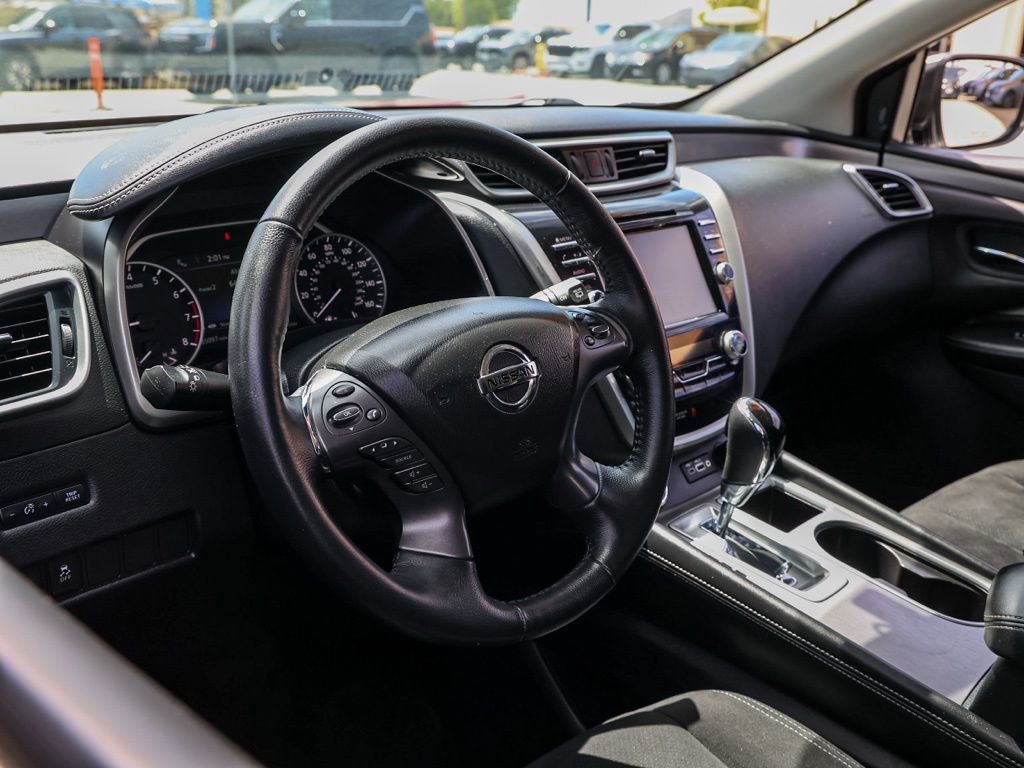Used 2019 Nissan Murano SV w/ Cargo Package FWD image 14