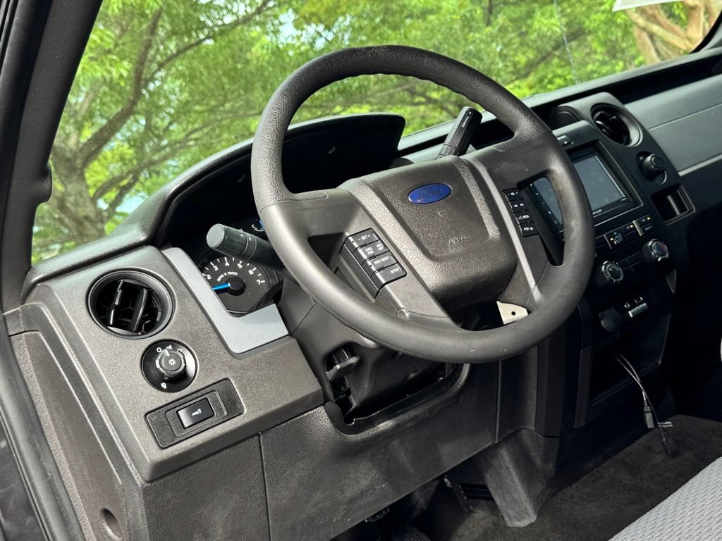 Used 2013 Ford F150 STX w/ Mid Equipment Group RWD image 4
