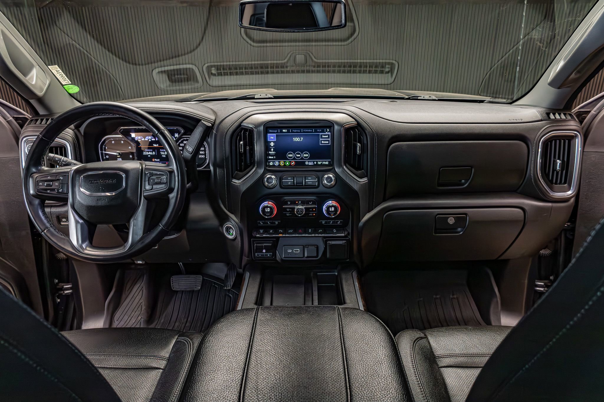 Used 2023 GMC Sierra 2500 Denali image 19