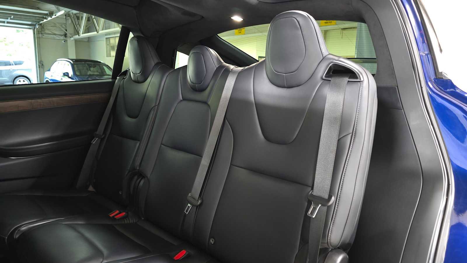 Used 2020 Tesla Model X Long Range image 16