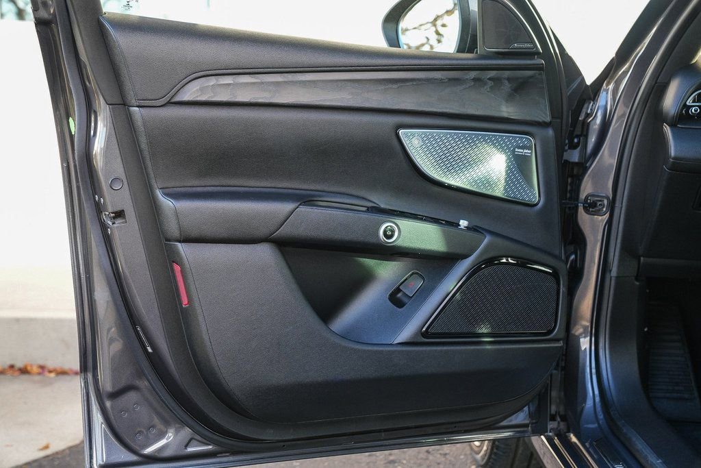 Used 2023 Maserati Grecale Modena image 19