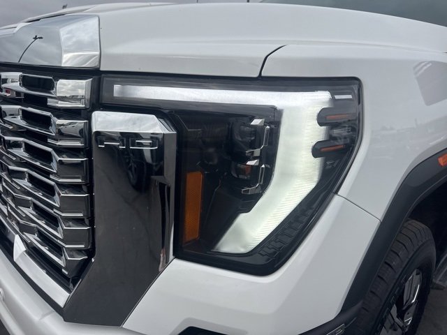 Used 2024 GMC Sierra 2500 Denali w/ Denali Reserve Package image 22