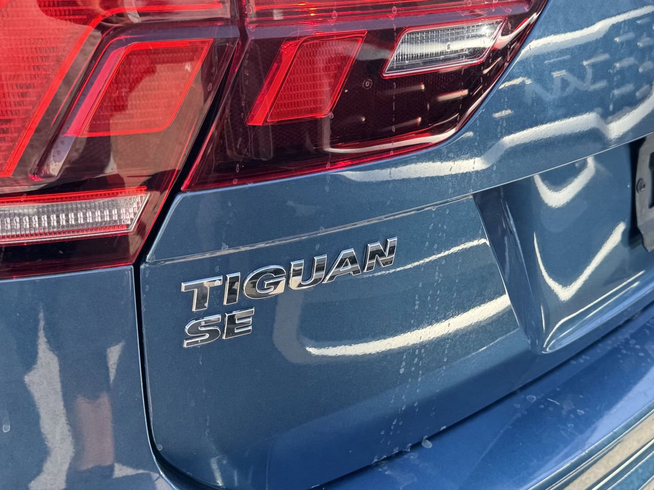 Used 2019 Volkswagen Tiguan S AWD/4WD image 11