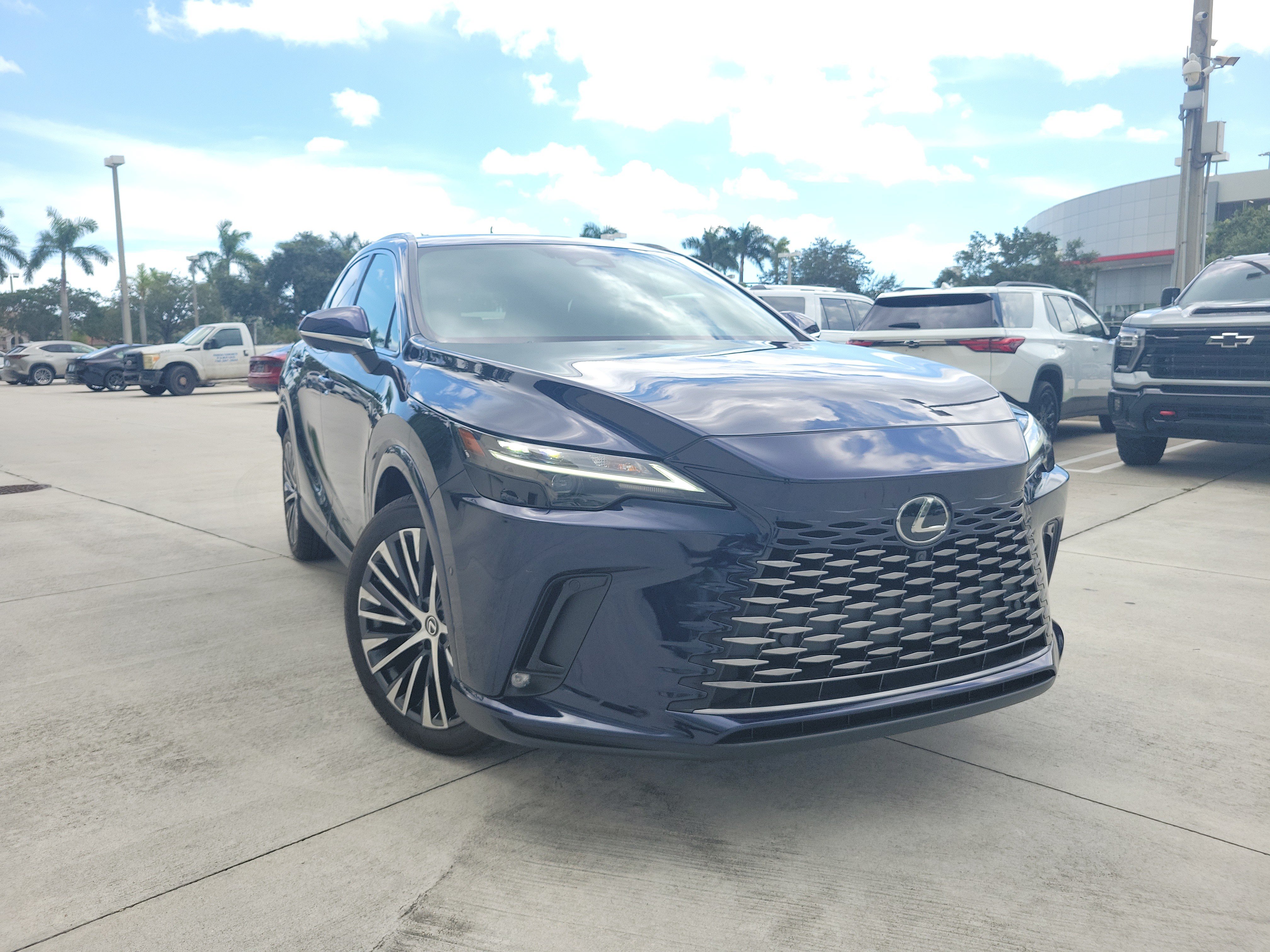 Used 2024 Lexus RX 350 Premium Plus w/ Convenience Package FWD image 2