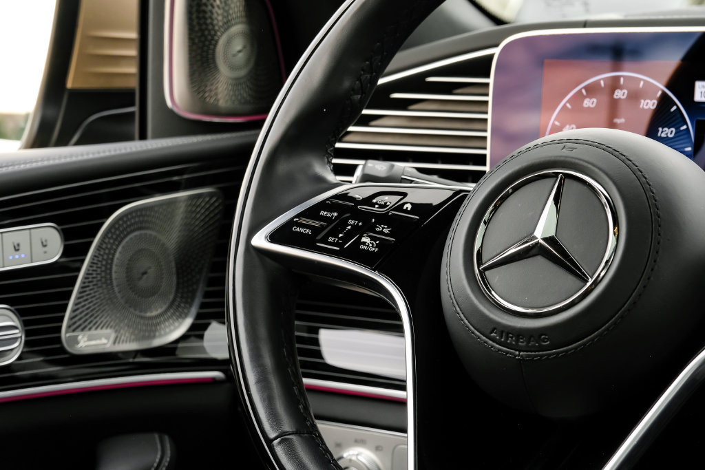 Used 2024 Mercedes-Benz Maybach GLS 600 4MATIC image 14
