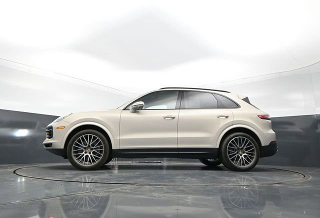 Used 2022 Porsche Cayenne Platinum Edition AWD/4WD image 25