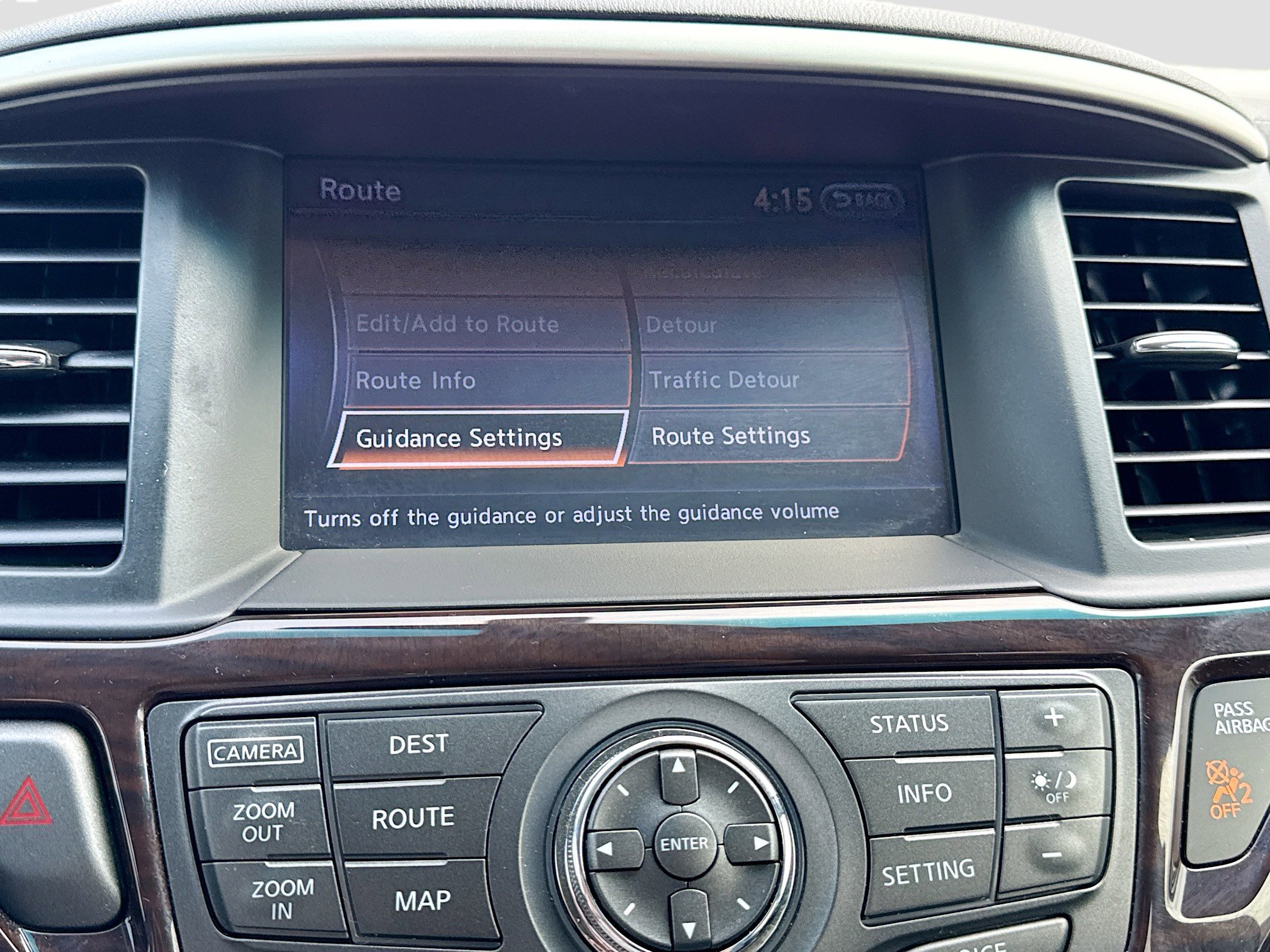 Used 2016 Nissan Pathfinder Platinum FWD image 31