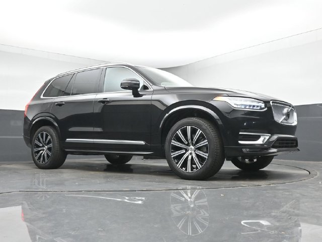 Used 2024 Volvo XC90 B6 Plus w/ Protection Package AWD/4WD image 35