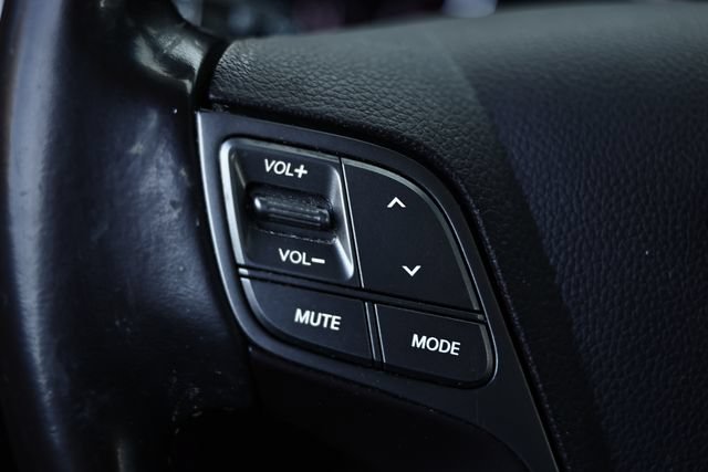 Used 2018 Hyundai Santa Fe SE w/ SE Premium Package 02 FWD image 35