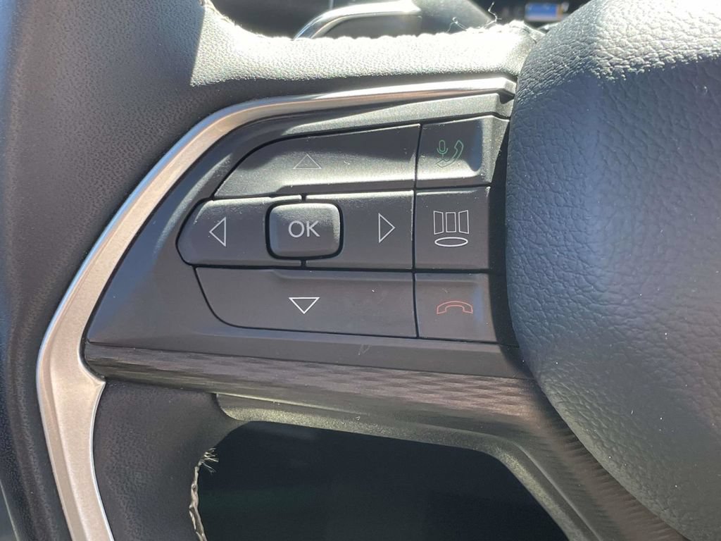Used 2023 Jeep Grand Cherokee Altitude AWD/4WD image 69