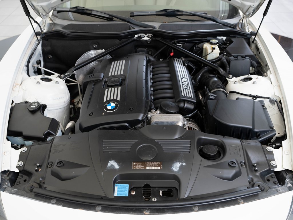 Used 2008 BMW Z4 3.0i image 46
