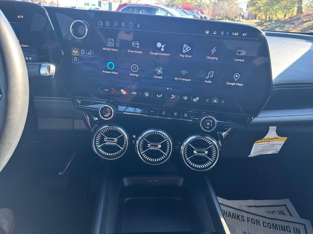 Used 2024 Chevrolet Blazer EV LT image 19