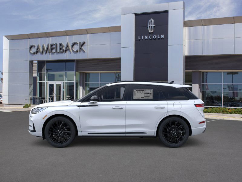 New 2026 Lincoln Corsair Reserve w/ Jet Appearance Package image 3