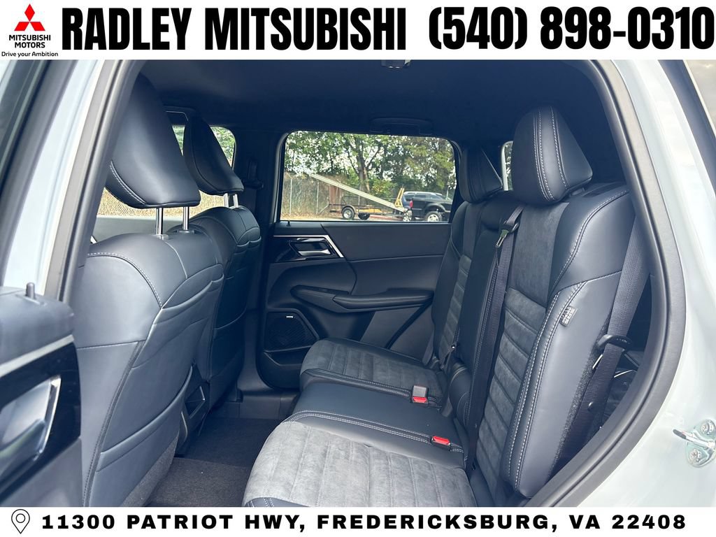 New 2026 Mitsubishi Outlander LE AWD/4WD image 12