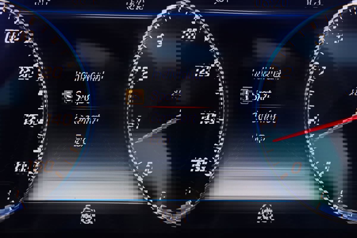 Used 2019 Mercedes-Benz S 560 Sedan w/ AMG Line Exterior image 51