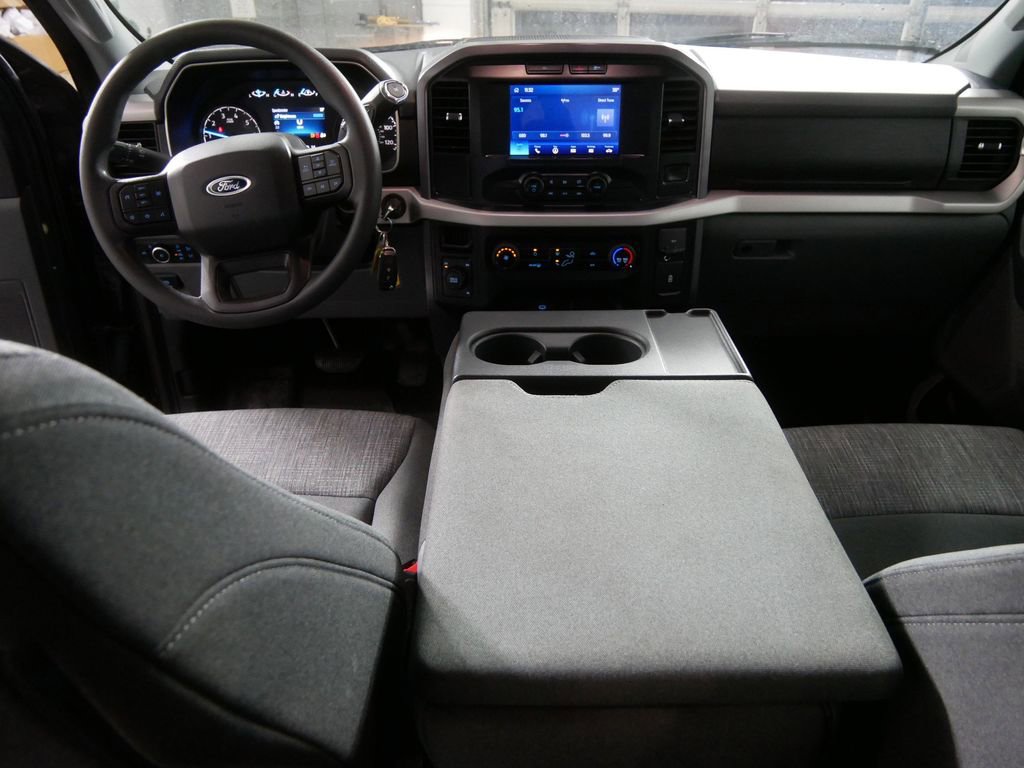 Used 2023 Ford F150 XLT w/ XTR Package image 18