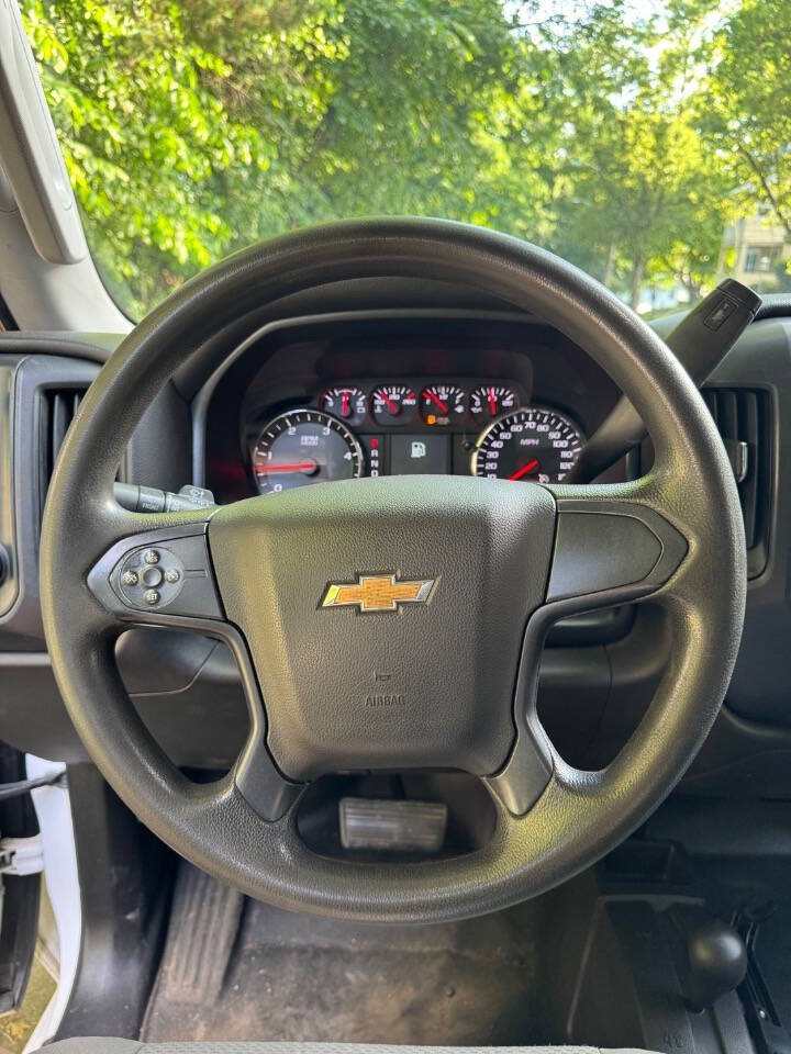 Used 2016 Chevrolet Silverado 3500 W/T w/ WT Convenience Package AWD/4WD image 11