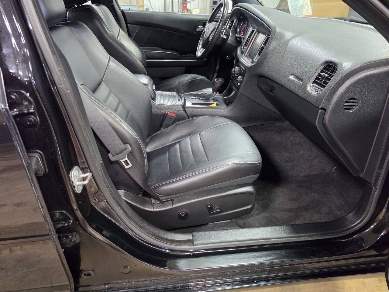Used 2014 Dodge Charger R/T AWD/4WD image 17