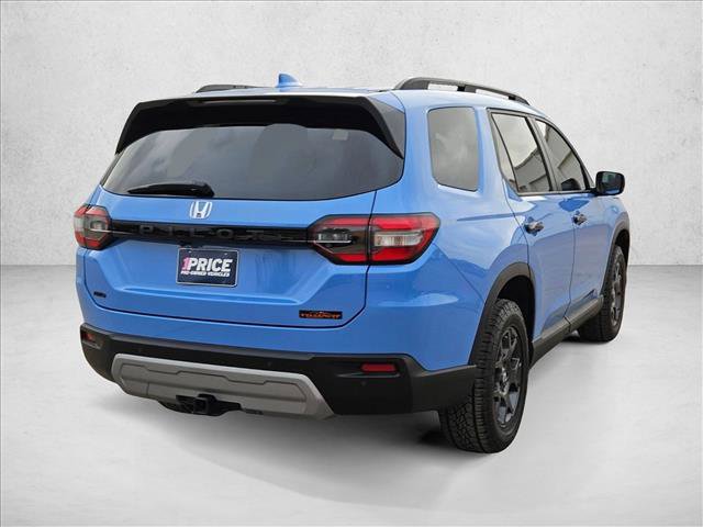 Used 2025 Honda Pilot TrailSport image 5