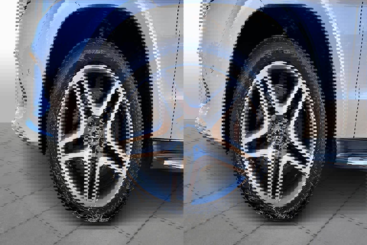 Used 2019 Mercedes-Benz GLS 550 4MATIC image 11