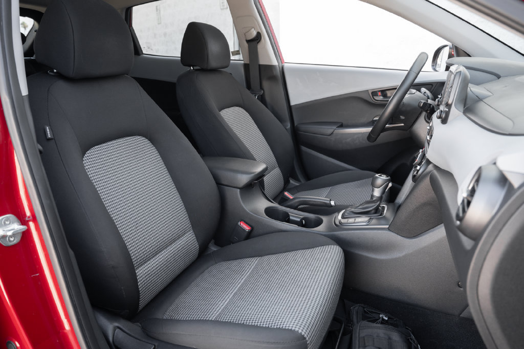 Used 2021 Hyundai Kona SEL Plus FWD image 42