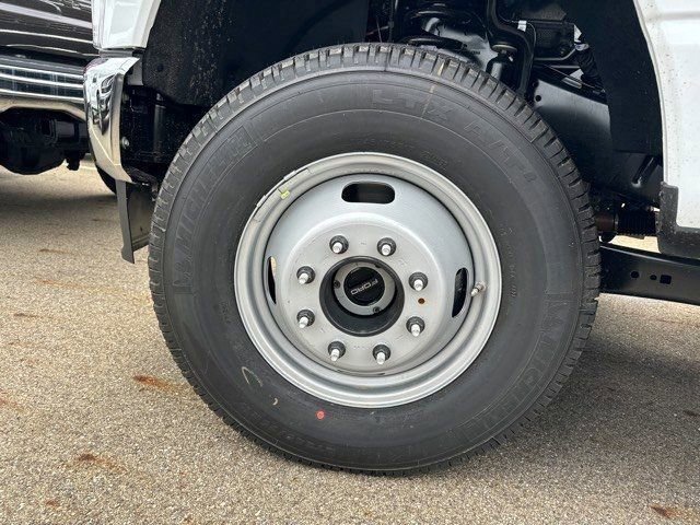 New 2024 Ford F350 XL w/ Snow Plow Prep Package image 22