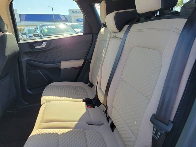 Certified 2020 Ford Escape SE image 15