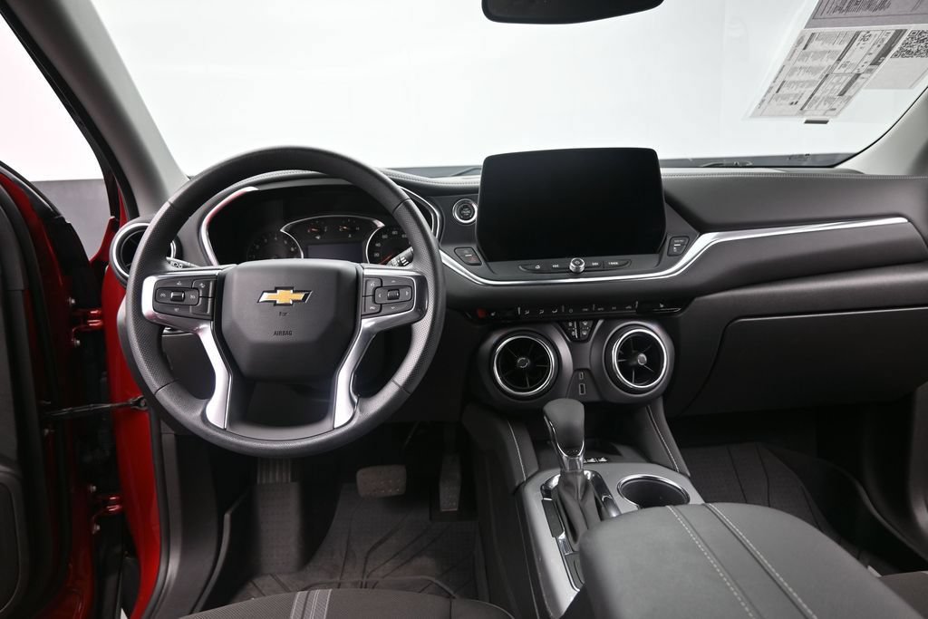 Used 2023 Chevrolet Blazer LT w/ Convenience Package FWD image 25