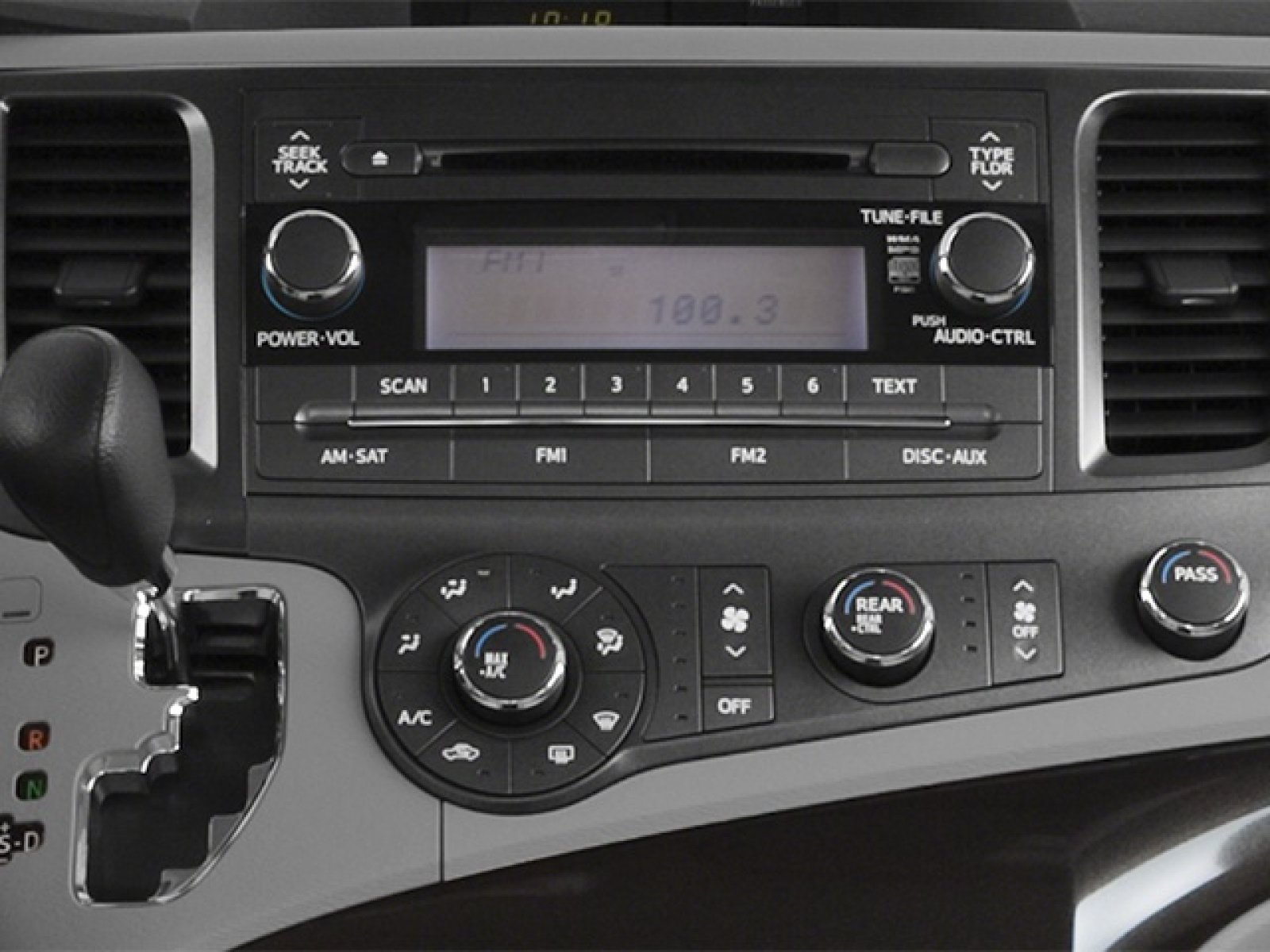 Used 2014 Toyota Sienna SE FWD image 10
