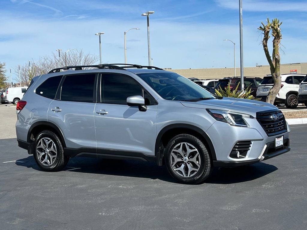 Used 2022 Subaru Forester Premium w/ Popular Package #1