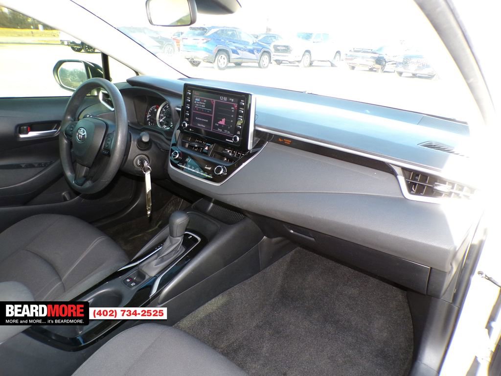 Used 2021 Toyota Corolla LE w/ Carpet Mat Package (TMS) image 18