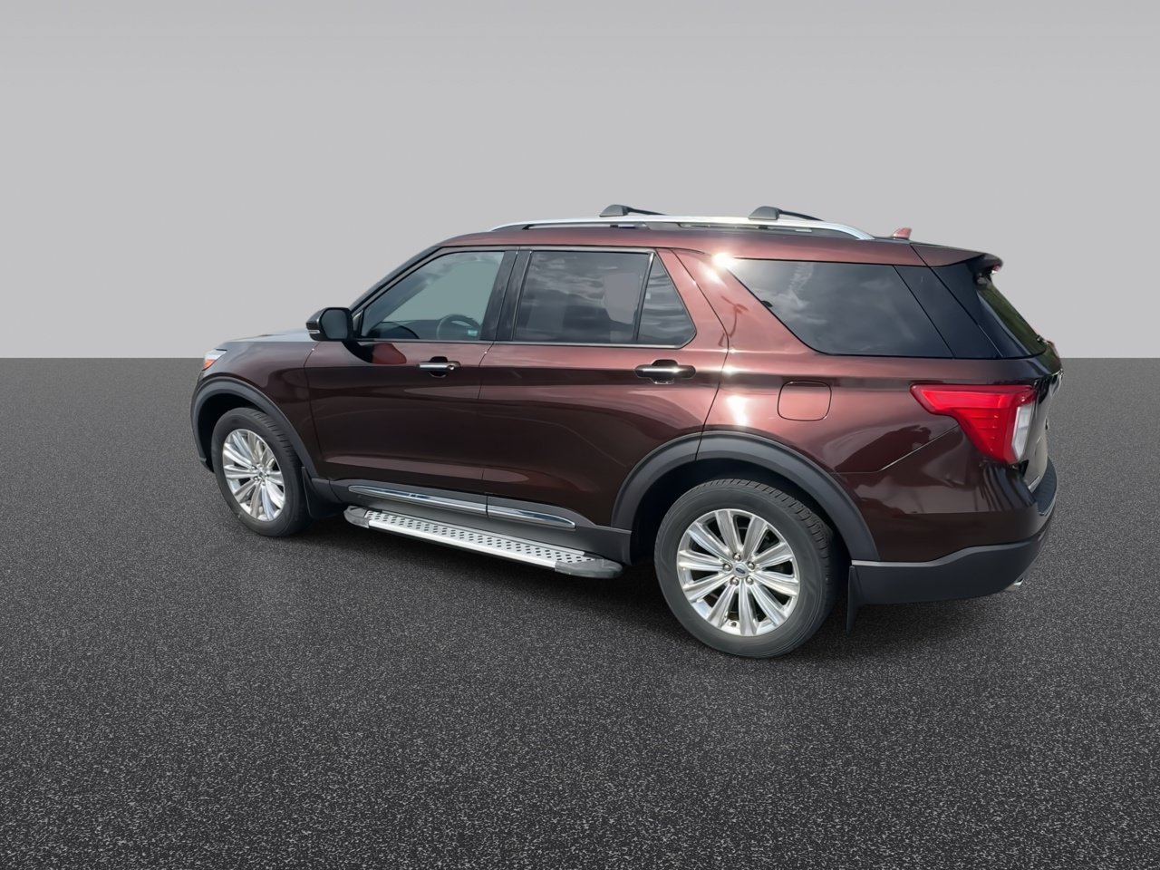 Used 2020 Ford Explorer Limited w/ Class III Trailer Tow Package AWD/4WD image 7