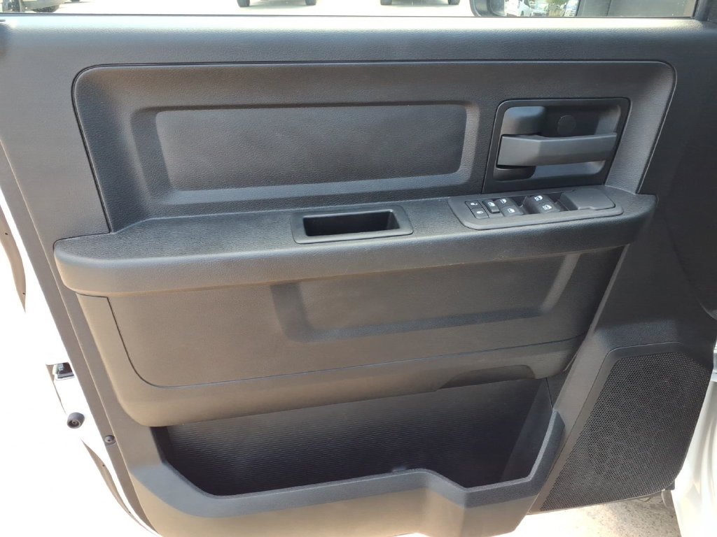 Used 2026 RAM 3500 Tradesman w/ Chrome Appearance Group A AWD/4WD image 17