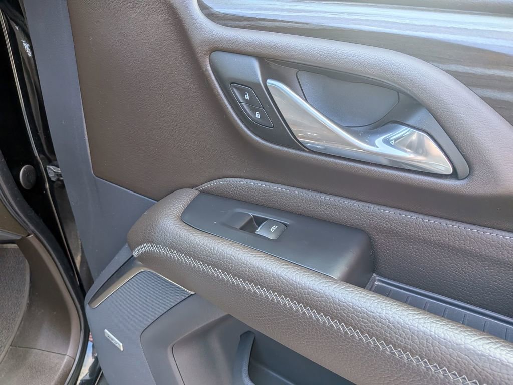 Certified 2023 GMC Yukon XL Denali w/ Denali Reserve Package image 29