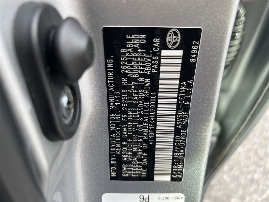 Used 2017 Toyota Camry LE image 27