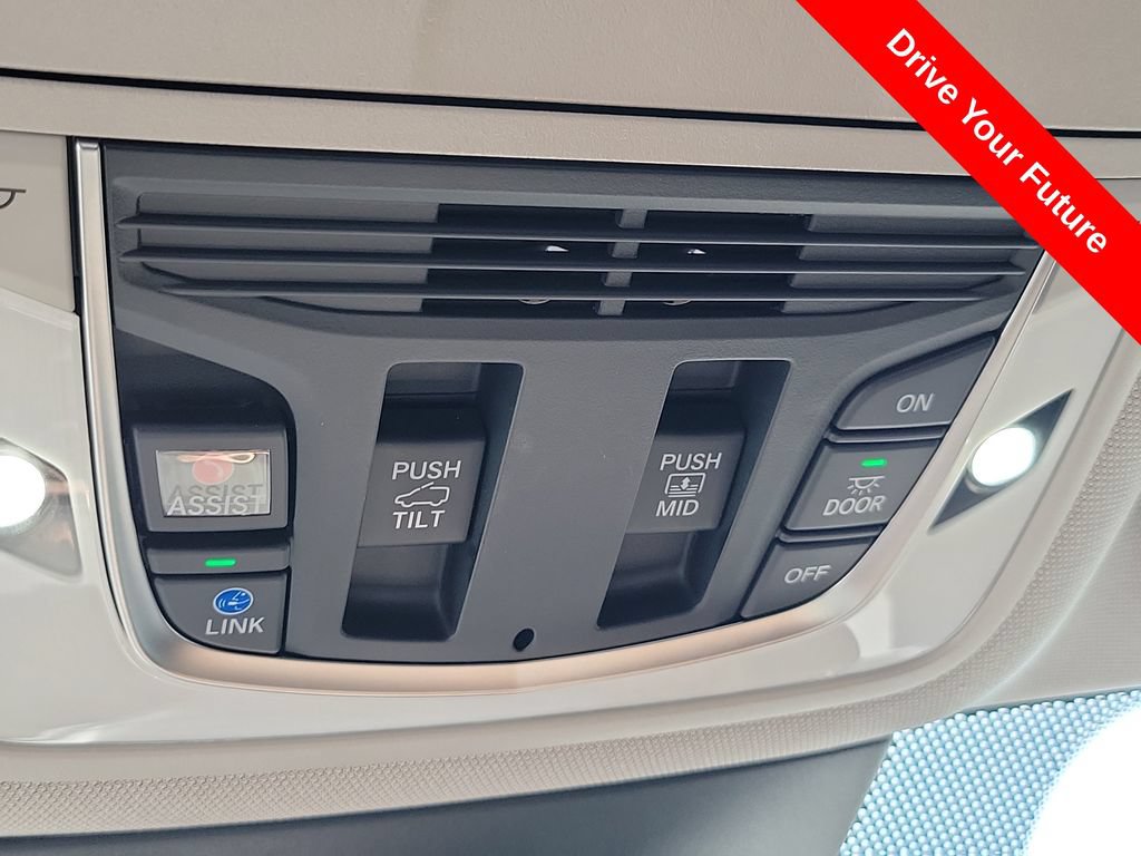 Used 2024 Acura MDX w/ Technology Package AWD/4WD image 19