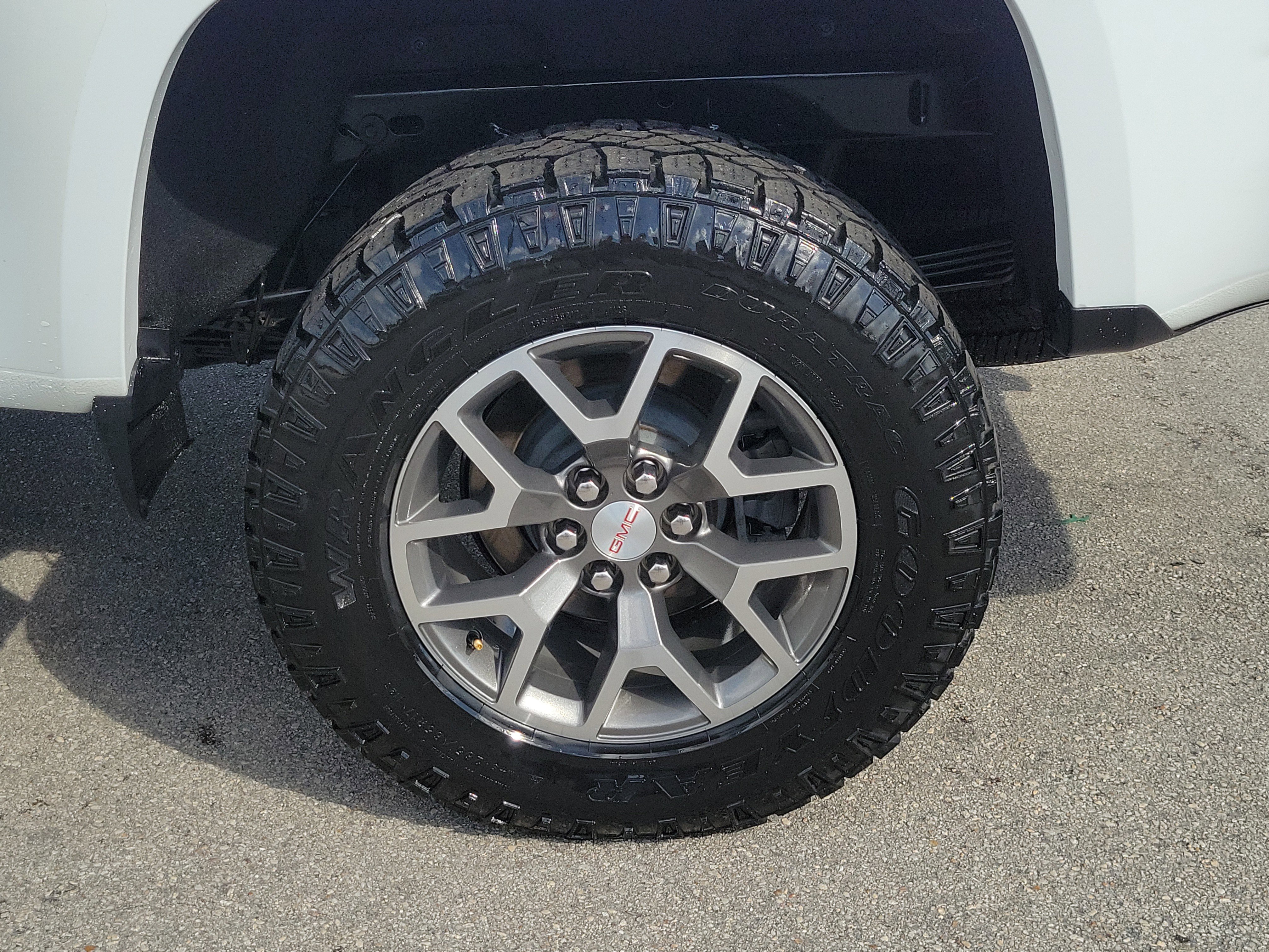 Used 2022 GMC Canyon AT4 w/ Trailering Package image 26