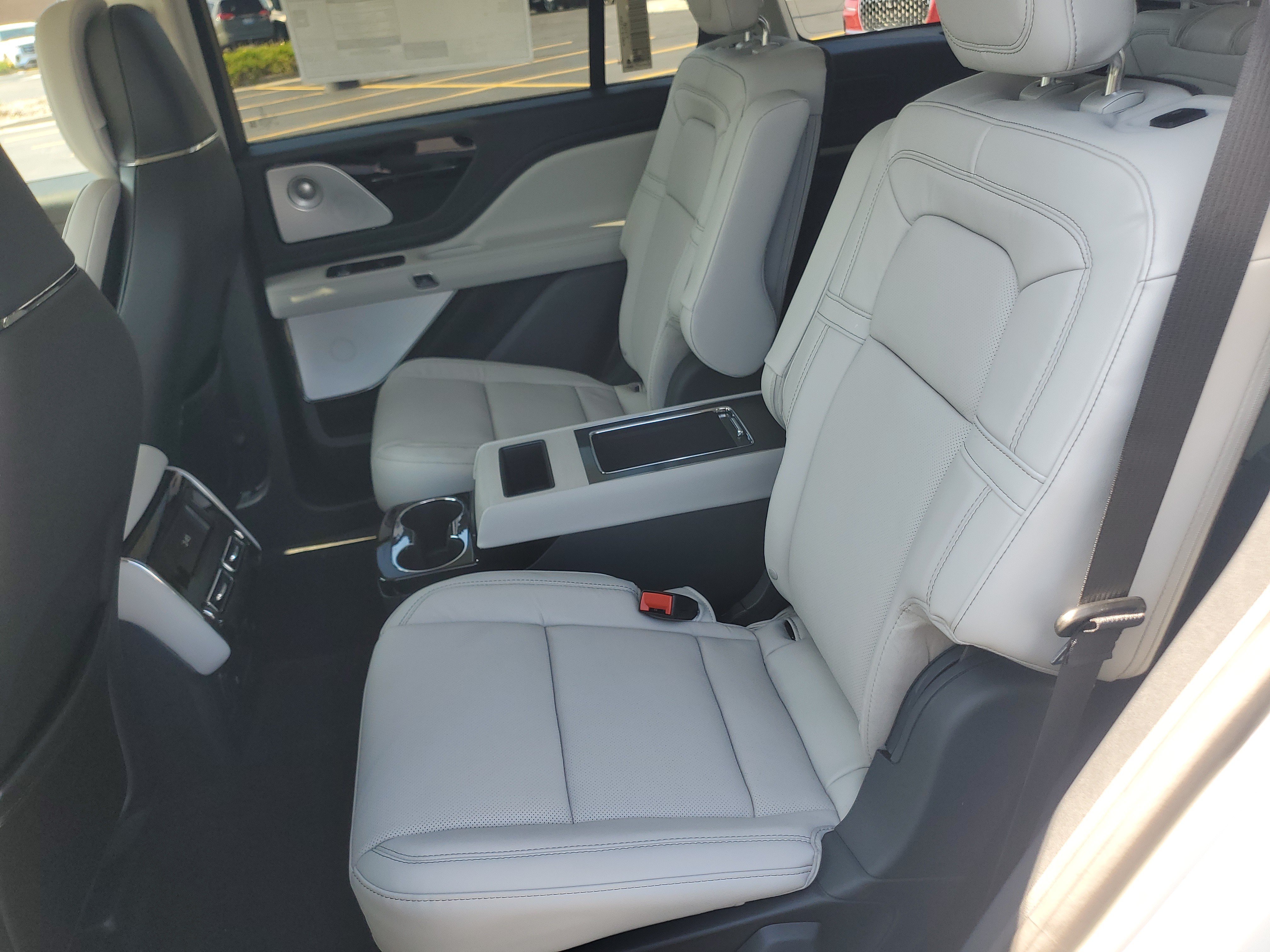 New 2027 Lincoln Aviator Reserve AWD/4WD image 27