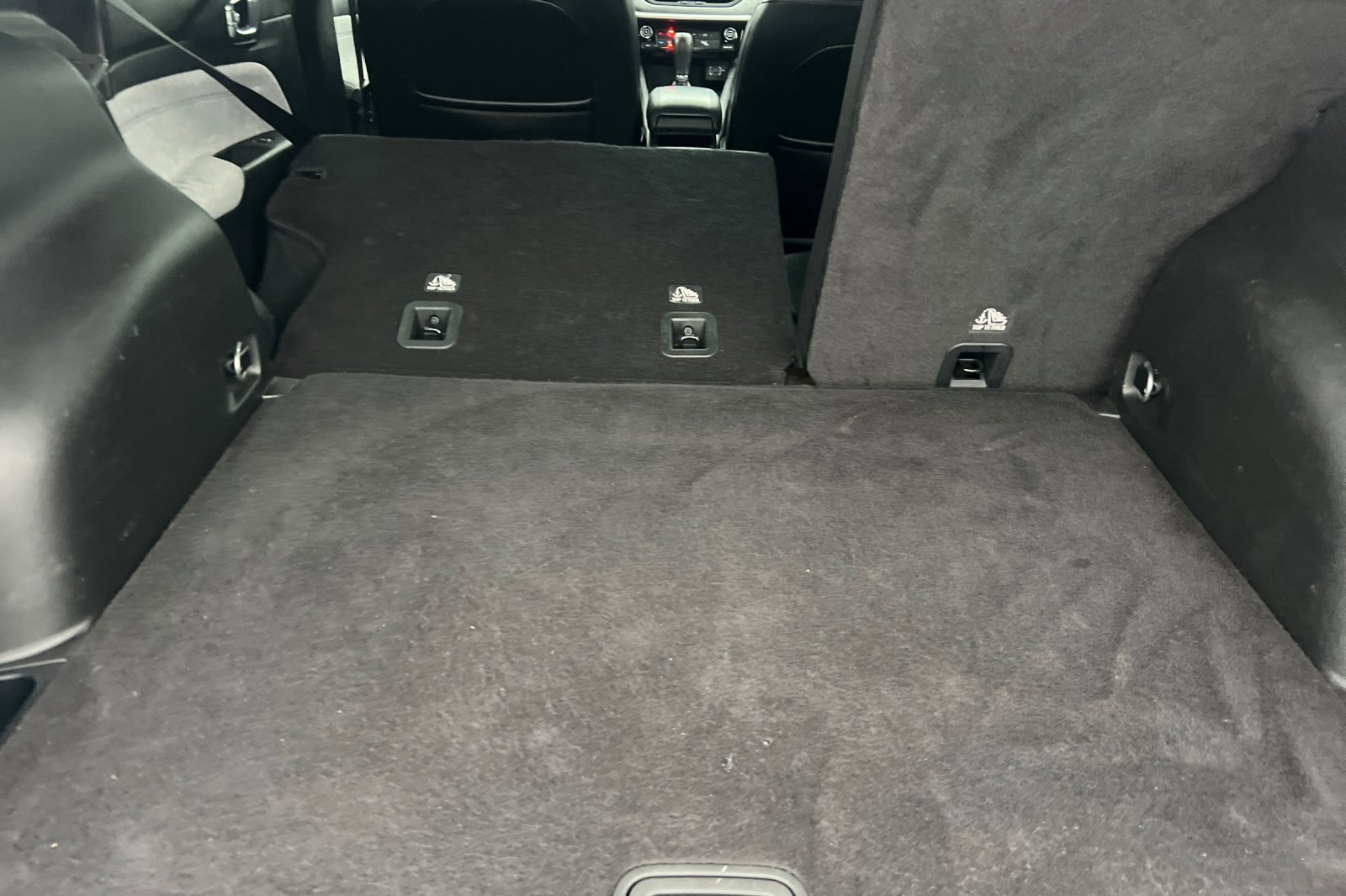 Used 2024 Jeep Compass Latitude image 16