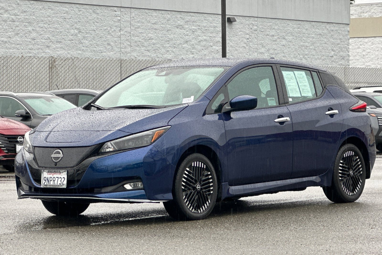 Certified 2024 Nissan Leaf SV Plus image 8