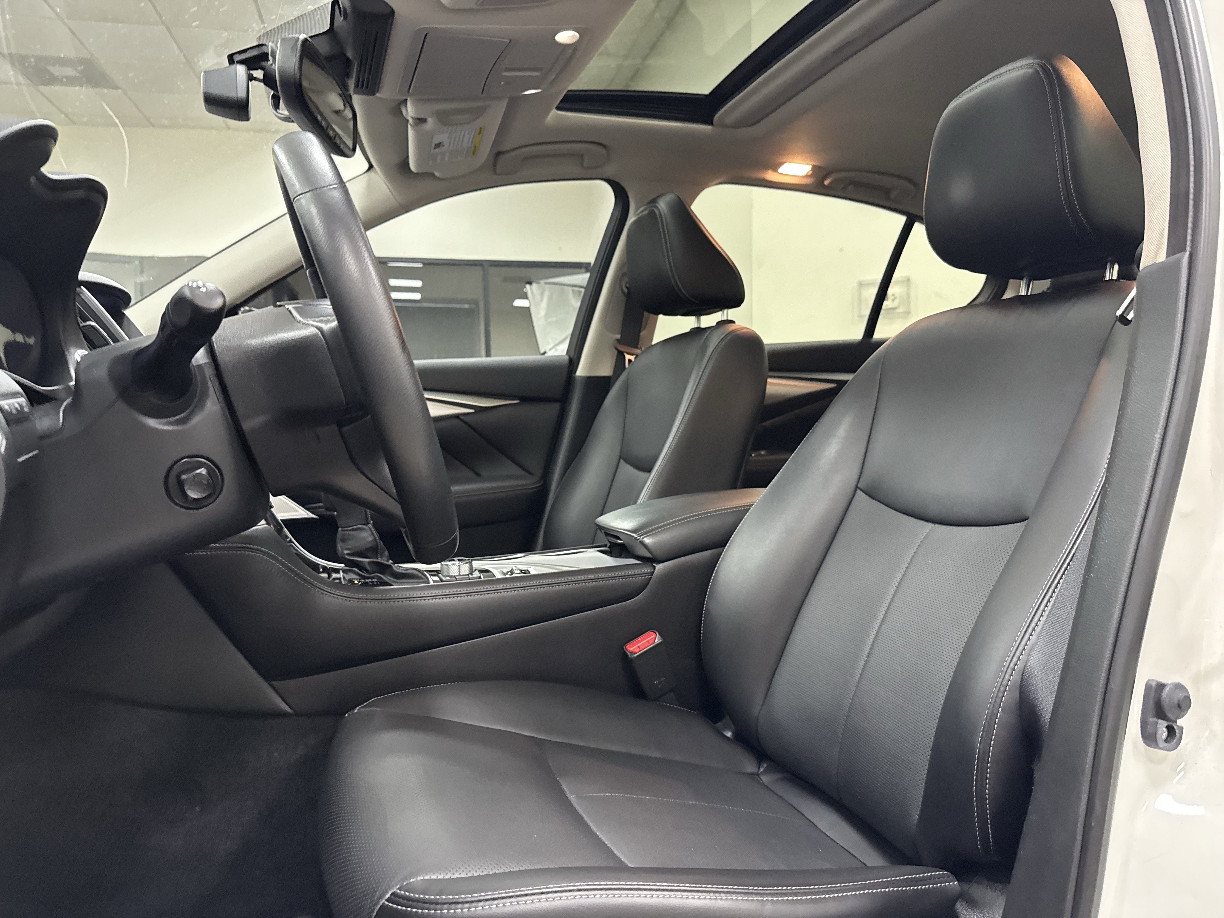Certified 2023 INFINITI Q50 Luxe w/ Cargo Package RWD image 14