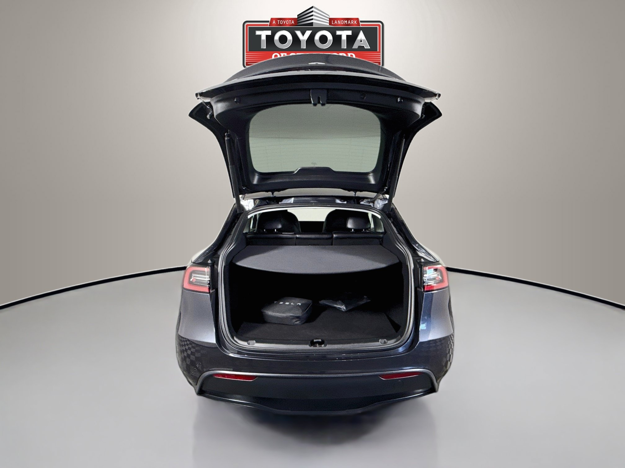 Used 2025 Tesla Model Y Long Range AWD/4WD image 23