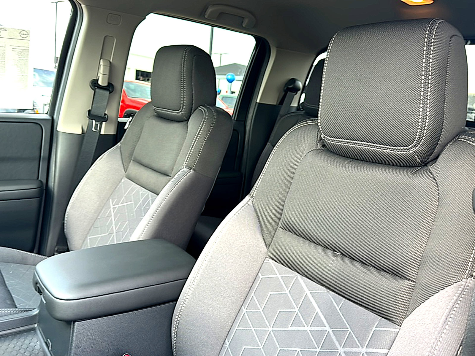 New 2026 Nissan Frontier SV w/ SV Convenience Package AWD/4WD image 11
