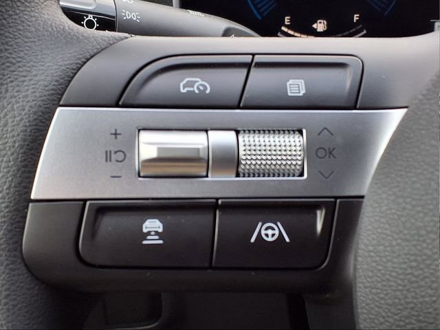 New 2026 Hyundai Tucson SE image 22