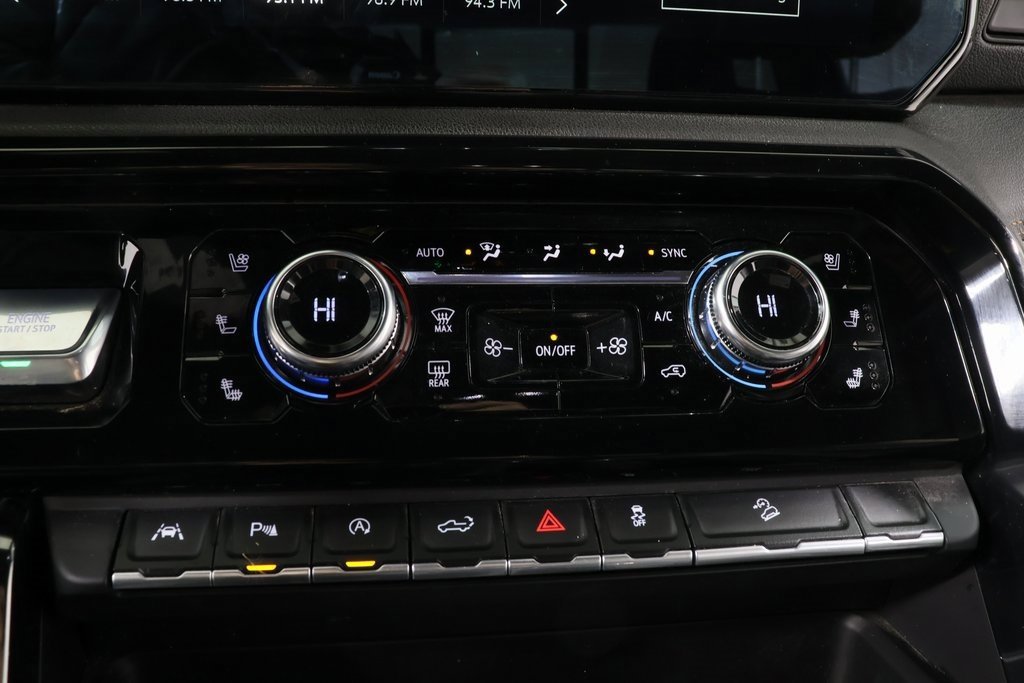 Used 2023 GMC Sierra 1500 AT4 w/ Technology Package image 10